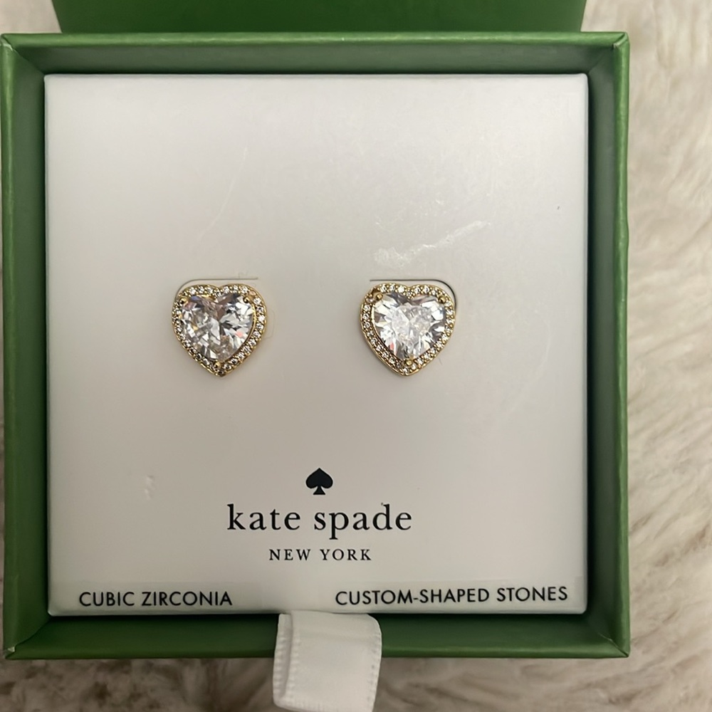 ✨Kate Spade-My Love Pavé Heart Studs✨ - Picture 3 of 8